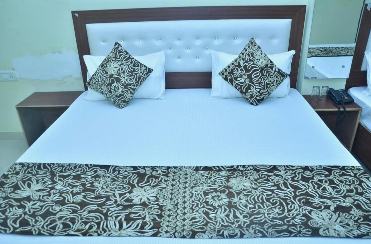 Awesome Home Stay Agra  Buitenkant foto